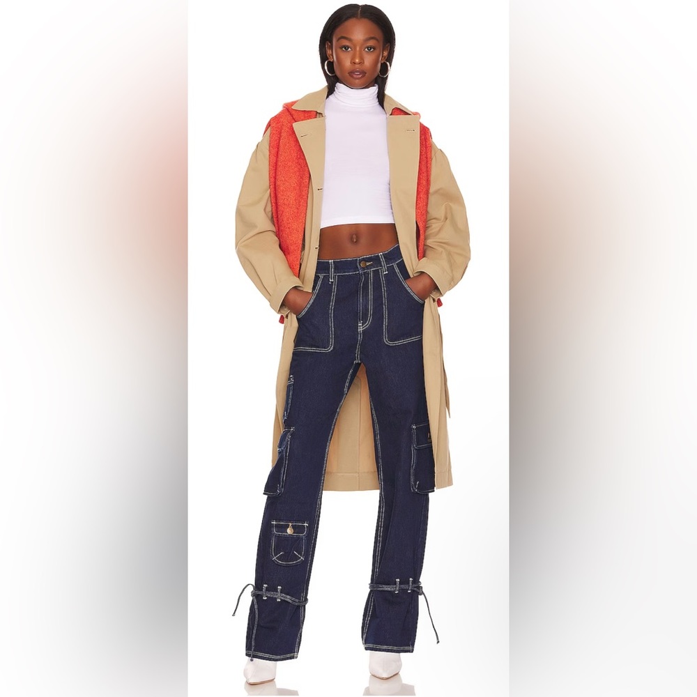 NEW WITH TAG Bea Mid Rise Barrel Cargo
LPA OUT OF STOCK SIZE ON REVOLVE! - Picture 6 of 6